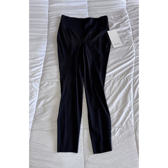 New Lululemon Women's Base Pace HR Tight 25"  Black Size 8 Sliming Workout NWT - Picture 1 of 10